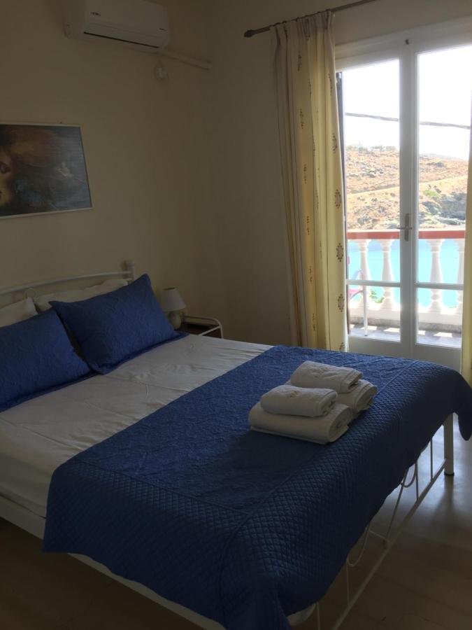 Villa Bonatsa Andros Home Batsíon Exteriér fotografie