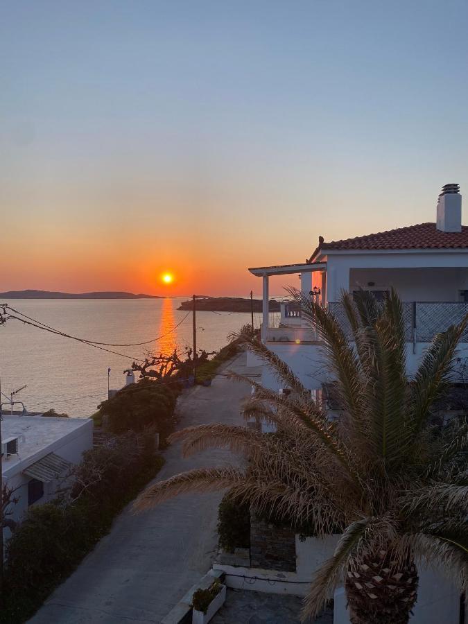 Villa Bonatsa Andros Home Batsíon Exteriér fotografie