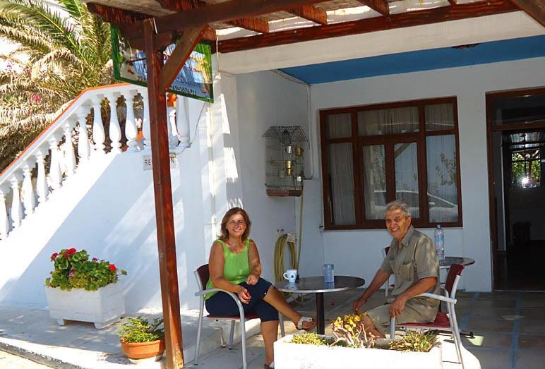 Villa Bonatsa Andros Home Batsíon Exteriér fotografie